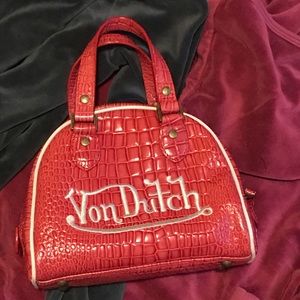 SOLD🚨Rare Pink Snakeskin Von Dutch Bag